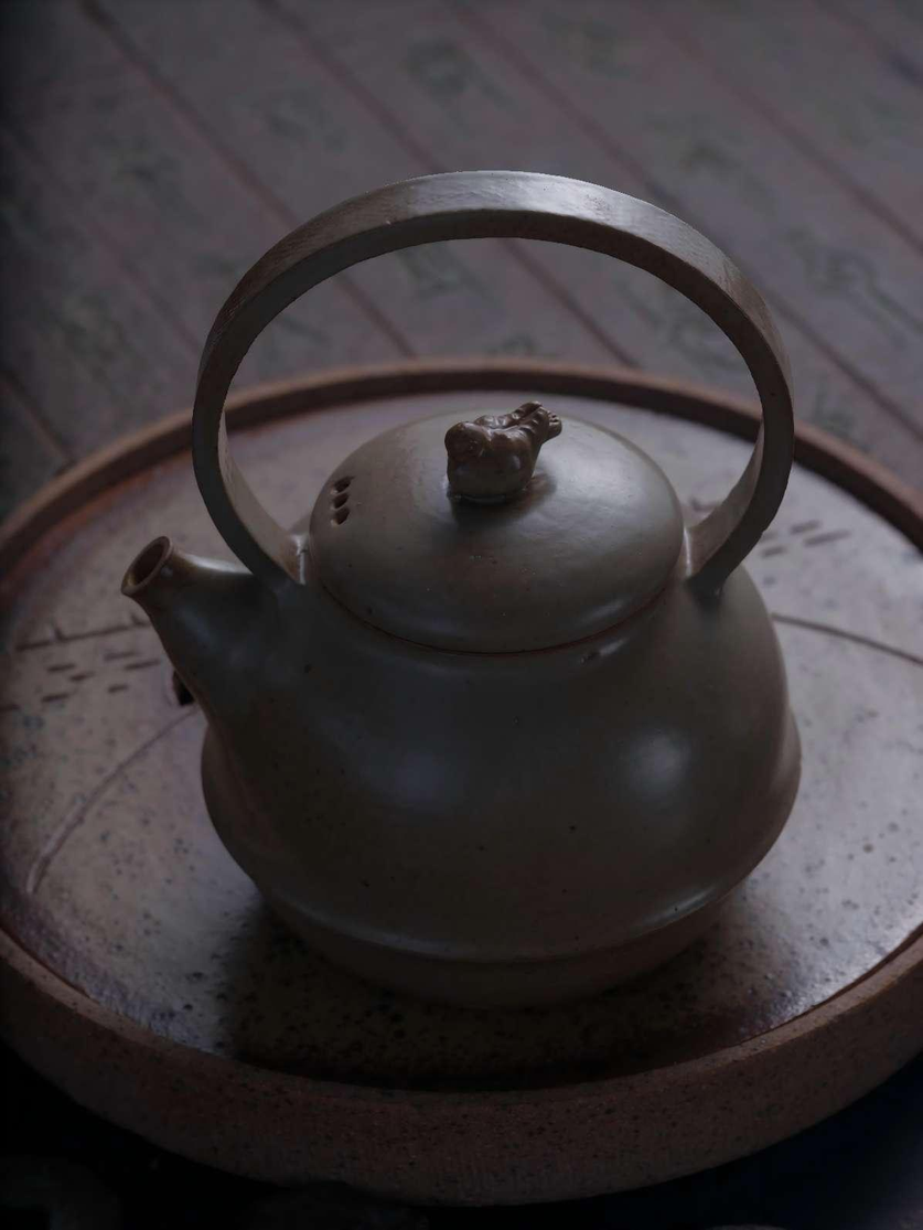 提梁壶2